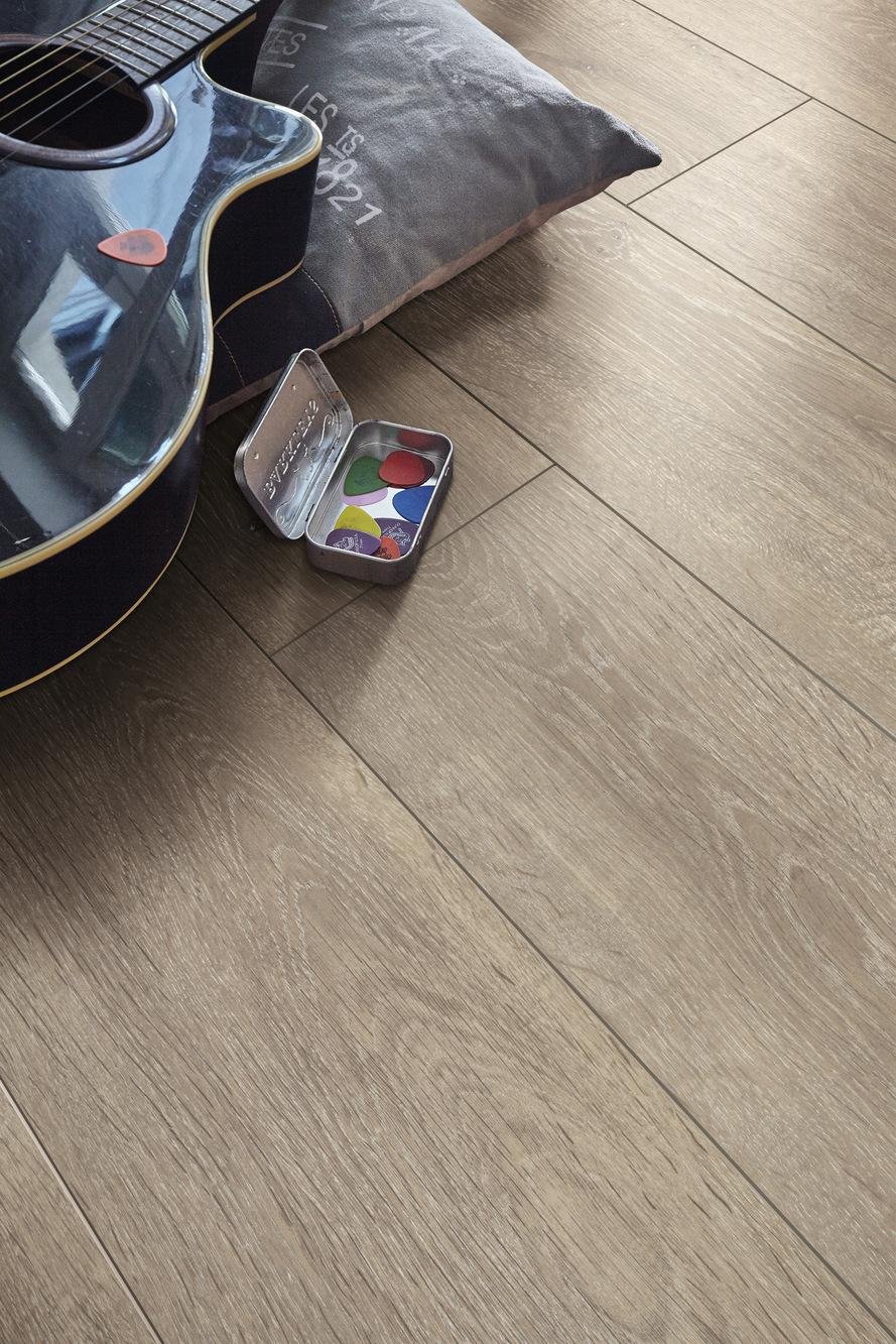 6429 laminate LD150 Detail 02-low